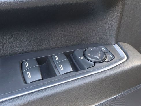 Used 2024 Chevrolet Silverado 2500 LT AWD/4WD image 15