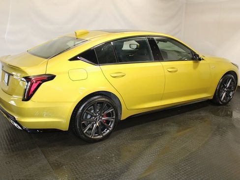 Used 2025 Cadillac CT5 V image 5