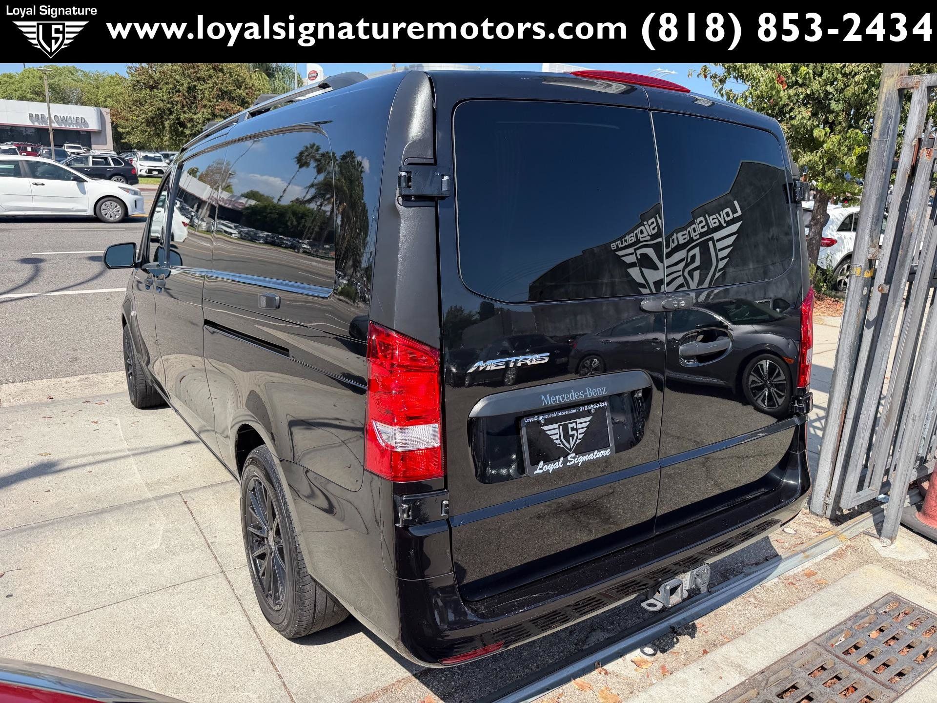 Used 2022 Mercedes-Benz Metris image 5