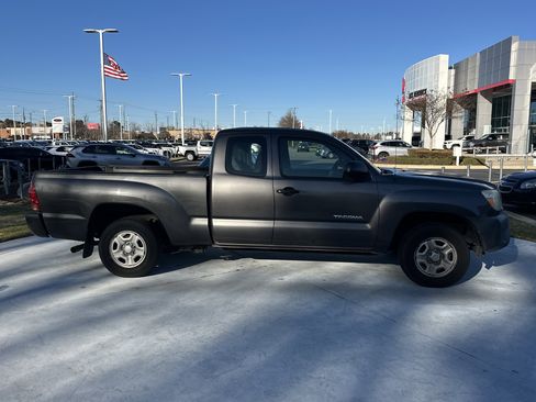 Used 2012 Toyota Tacoma image 11