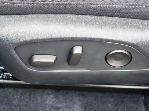 New 2026 Chevrolet Equinox EV LT image 18