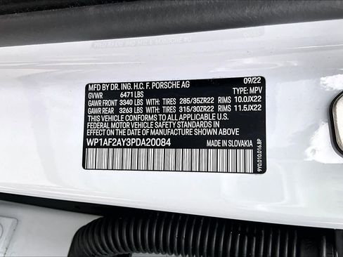 Used 2023 Porsche Cayenne Turbo image 34