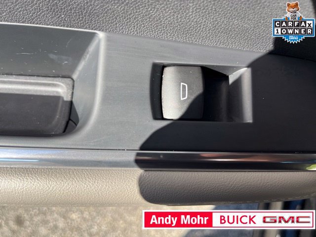 Used 2026 GMC Acadia Elevation w/ Elevation Premium Package FWD image 38