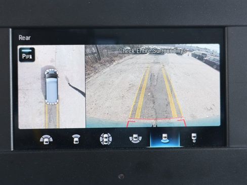 Used 2023 Mercedes-Benz Sprinter 2500 image 16