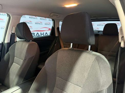 Used 2025 Nissan Rogue SV image 29