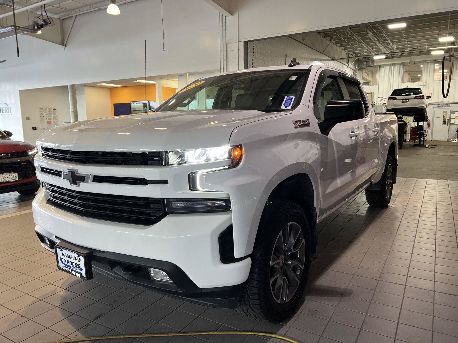 Used 2020 Chevrolet Silverado 1500 RST AWD/4WD image 4