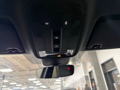 Used 2020 Audi Q3 2.0T Premium Plus image 16