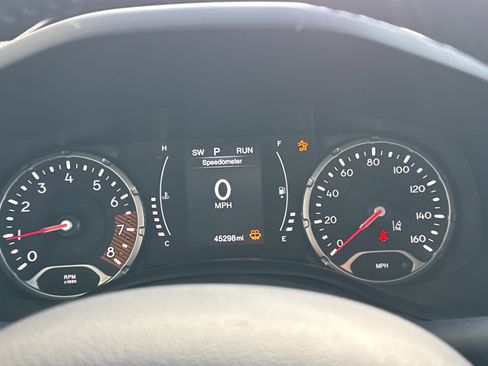 Used 2023 Jeep Renegade Latitude w/ Premium Group image 19