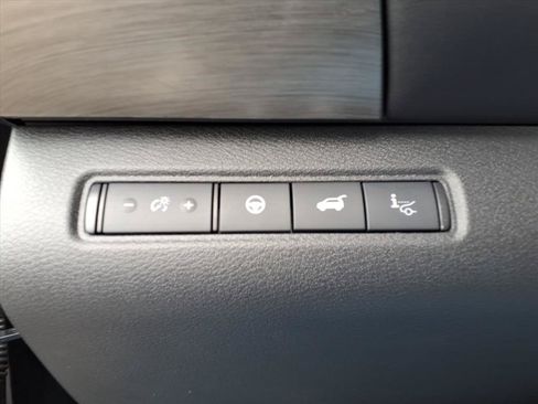 Used 2025 Nissan Pathfinder Platinum w/ Cargo Package AWD/4WD image 18