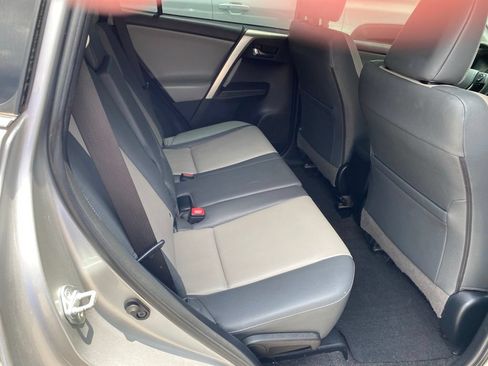 Used 2014 Toyota RAV4 Limited FWD image 5
