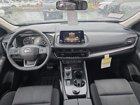 New 2026 Nissan Rogue SV image 25