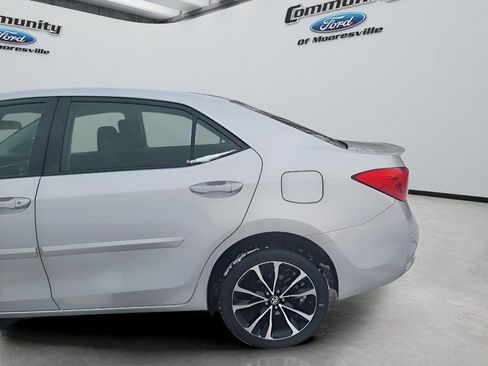 Used 2017 Toyota Corolla SE w/ Carpet Mat Package (TMS) image 6