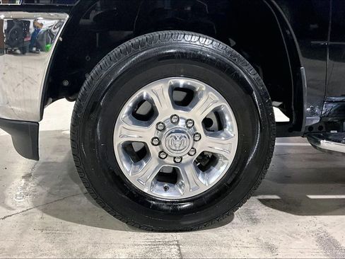 Used 2024 RAM 2500 Big Horn AWD/4WD image 8