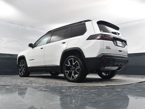 New 2026 Jeep Cherokee Overland image 58