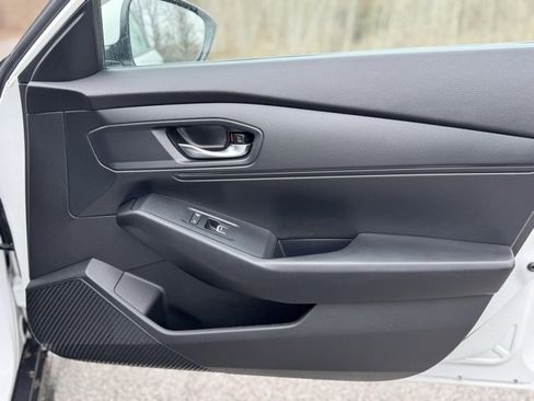 Used 2023 Honda Accord LX image 17