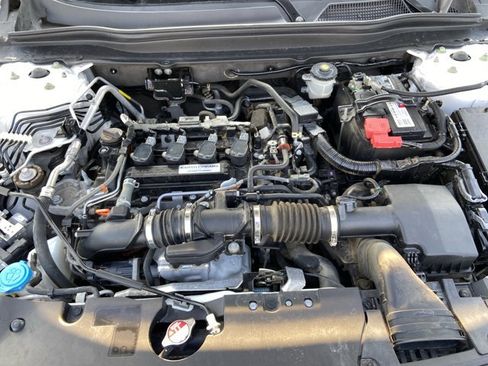 Used 2019 Honda Accord LX image 27