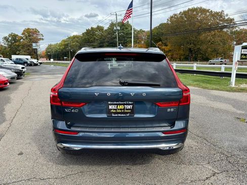 Used 2022 Volvo XC60 B5 Inscription w/ Climate Package image 7