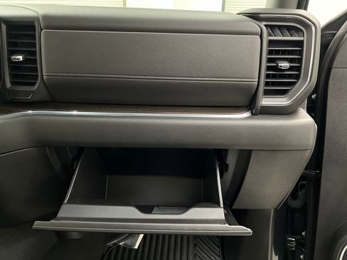 Used 2023 Chevrolet Silverado 1500 LT image 28