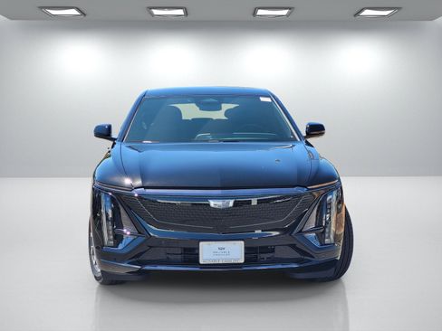 New 2026 Cadillac Lyriq Sport AWD/4WD image 2
