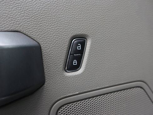 Used 2022 Ford F250 XLT w/ XLT Premium Package image 42