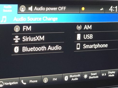 New 2025 Honda Pilot Touring image 7