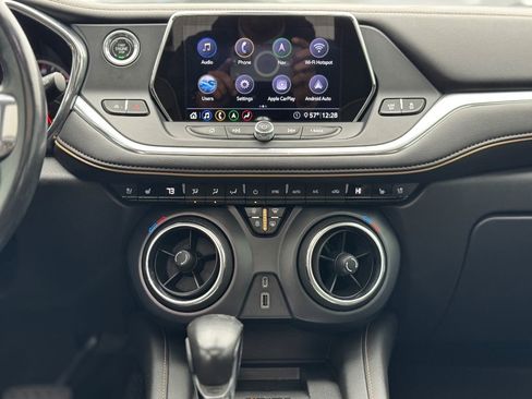 Used 2020 Chevrolet Blazer Premier w/ Driver Confidence II Package image 10