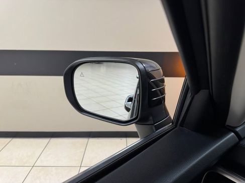 Used 2025 Kia Telluride S FWD image 16
