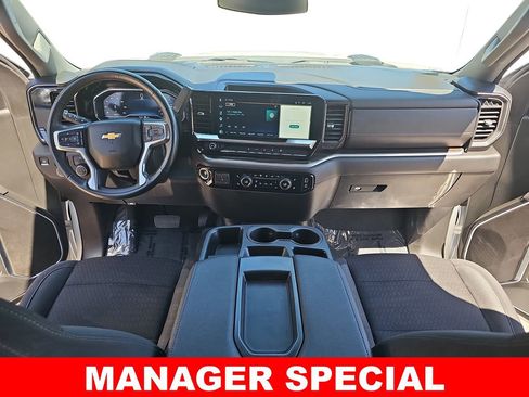 Used 2025 Chevrolet Silverado 2500 LT w/ Convenience Package AWD/4WD image 9