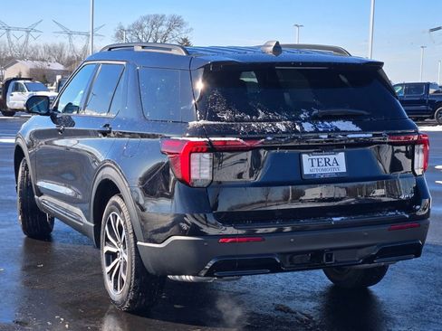 New 2026 Ford Explorer ST-Line image 15