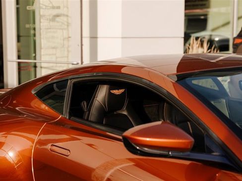 Used 2020 Aston Martin V8 Vantage Coupe image 6