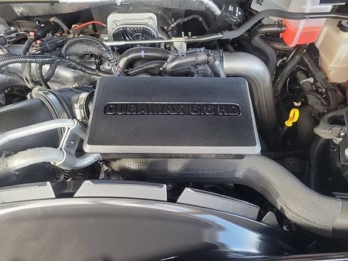 Used 2024 GMC Sierra 2500 Denali w/ Denali Reserve Package AWD/4WD image 12