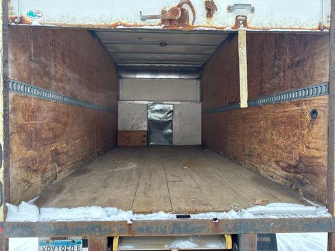 Used 2014 Ford E-350 and Econoline 350 Super Duty image 9