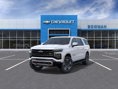 New 2026 Chevrolet Suburban Z71 w/ Comfort Package AWD/4WD image 8