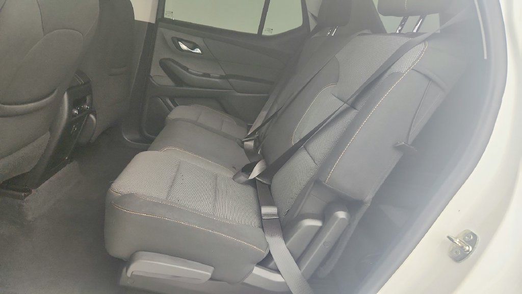 Certified 2020 Chevrolet Traverse LS FWD image 22