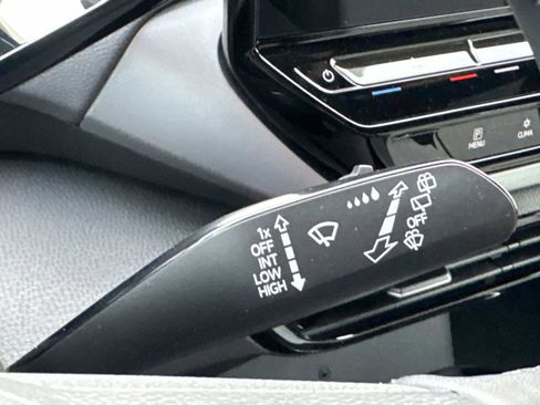 Certified 2023 Volkswagen ID.4 Pro image 21