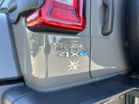 Used 2022 Jeep Wrangler Unlimited Sahara w/ Safety Group image 54