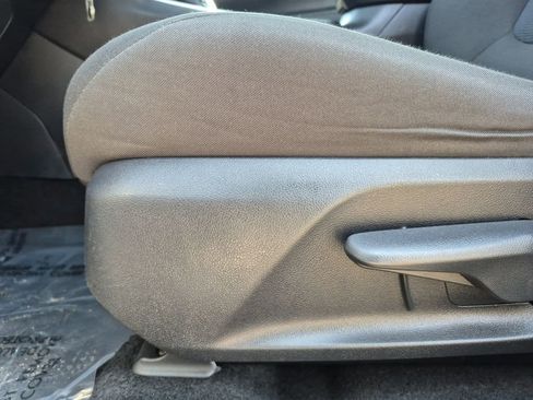 Used 2024 Toyota RAV4 LE image 12