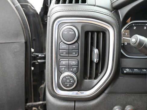 Used 2021 GMC Sierra 3500 Denali w/ Denali Black Diamond Edition AWD/4WD image 30