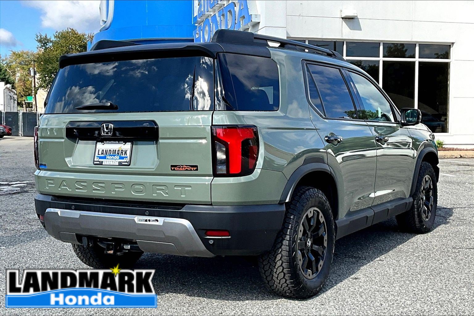 Used 2026 Honda Passport TrailSport Elite image 2
