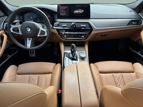 Used 2023 BMW 540i xDrive w/ M Sport Package image 8