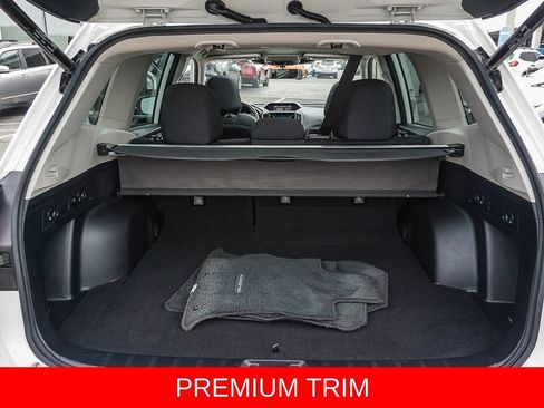 Used 2023 Subaru Forester Premium AWD/4WD image 24