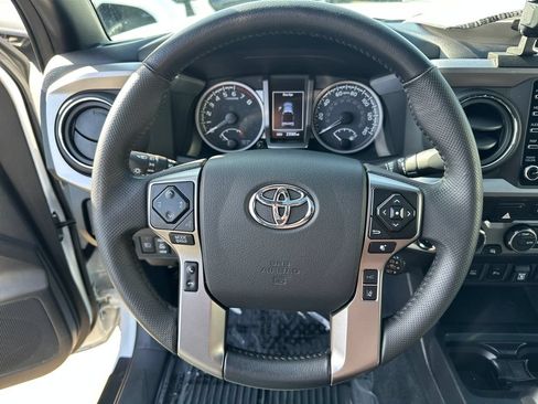 Used 2023 Toyota Tacoma Limited AWD/4WD image 18