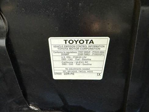 Certified 2018 Toyota Corolla XSE image 36