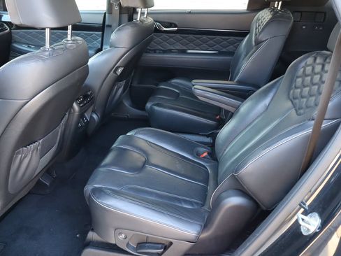 Used 2020 Hyundai Palisade Limited FWD image 6
