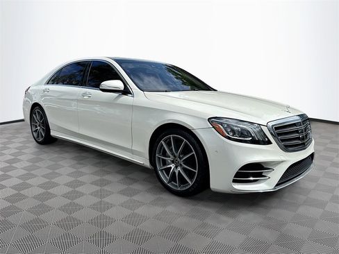 Used 2020 Mercedes-Benz S 560 Sedan image 4