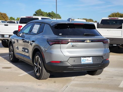 New 2026 Chevrolet Equinox EV LT image 3