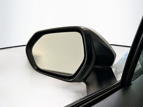 Used 2024 Toyota Corolla LE FWD image 16