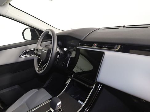 Used 2025 Land Rover Range Rover Velar Dynamic SE AWD/4WD image 42