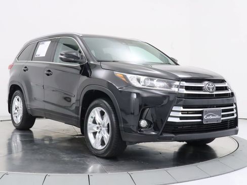 Used 2018 Toyota Highlander Limited w/ Protection Package #3 AWD/4WD image 7