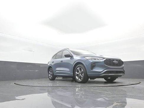 Certified 2023 Ford Escape ST-Line w/ Tech Pack #1 image 26